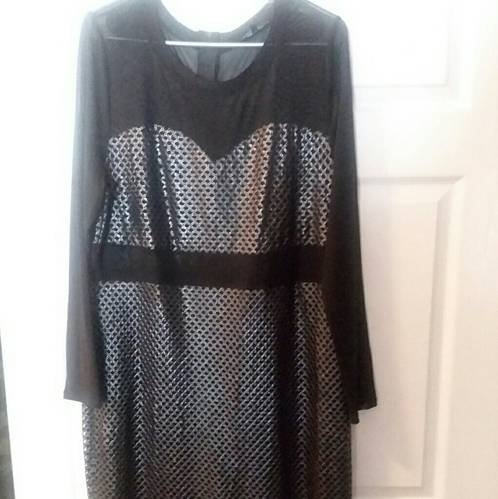 Woman's party dress *WILL TAKE OFFERS*